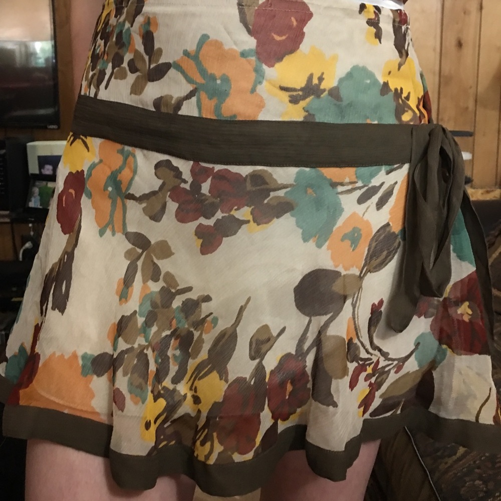 Hollister Skirt.